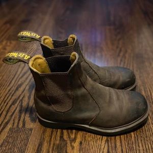 Doc Marten’s 2976 Chelsea Boots